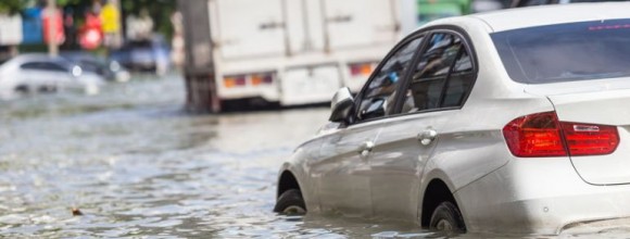 Navigating Singapore's Torrential Downpours: A Guide to Rainy-Day Driving